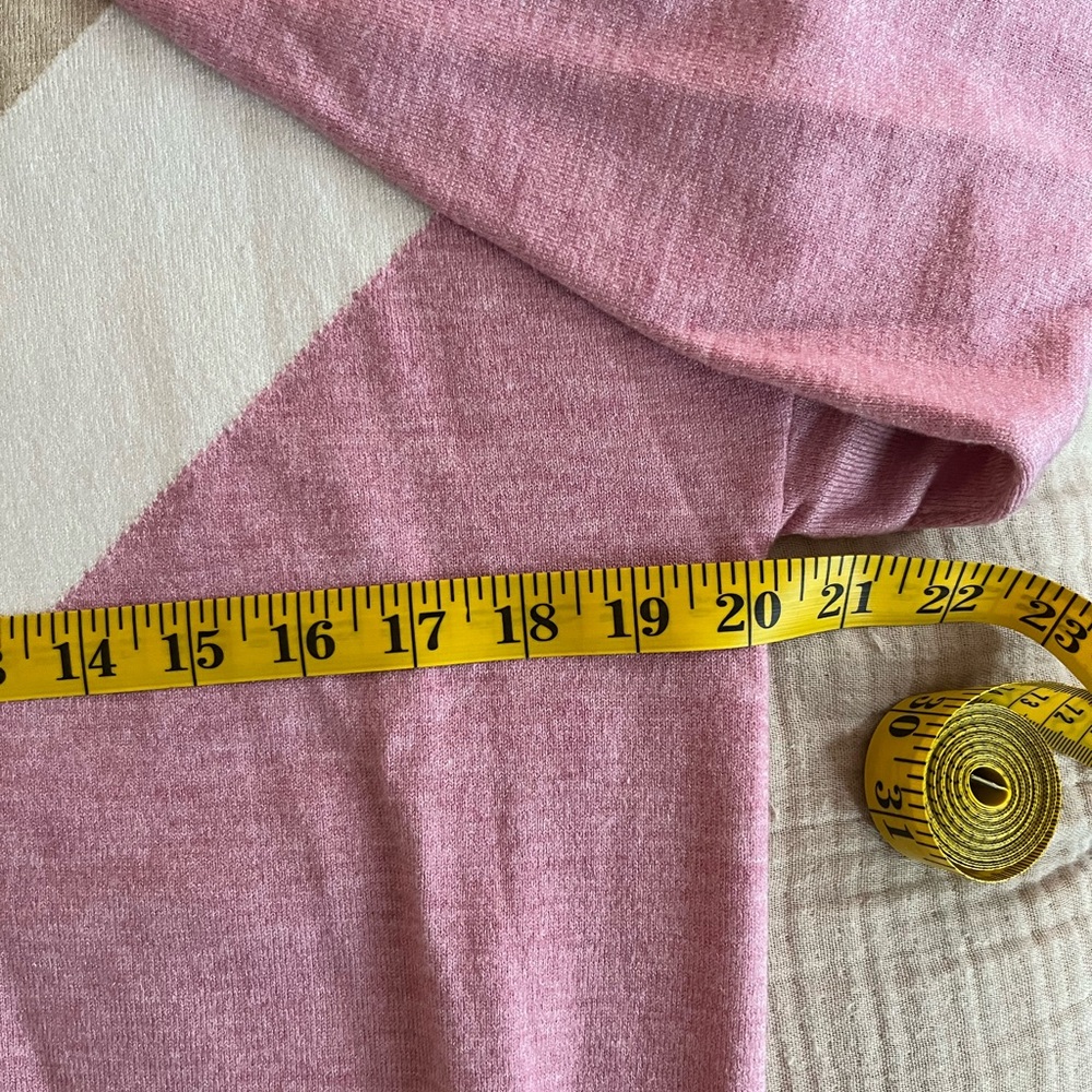 Like-New cupcakes & cashmere Sabine Chevron Sweater - Picture 12 of 12